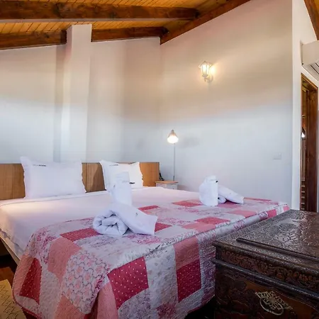 F - Casa Da Torre In Quinta Das Alagoas Luz